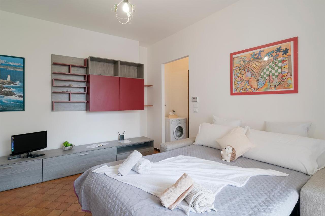 Near The Sea - Wifi And Parking Apartman Ventimiglia Kültér fotó